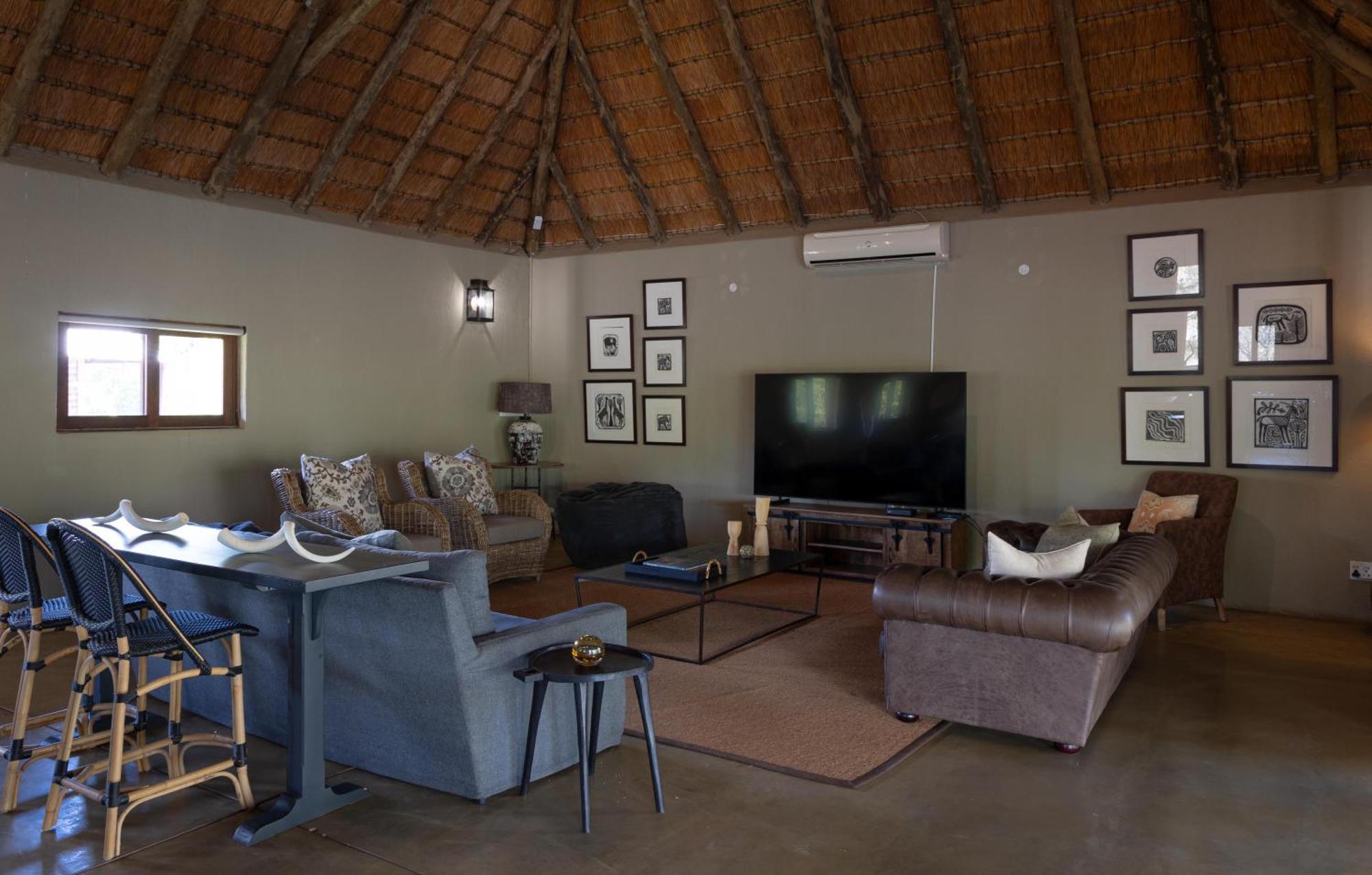 Rhulani Safari Lodge Madikwe Game Reserve Exterior photo