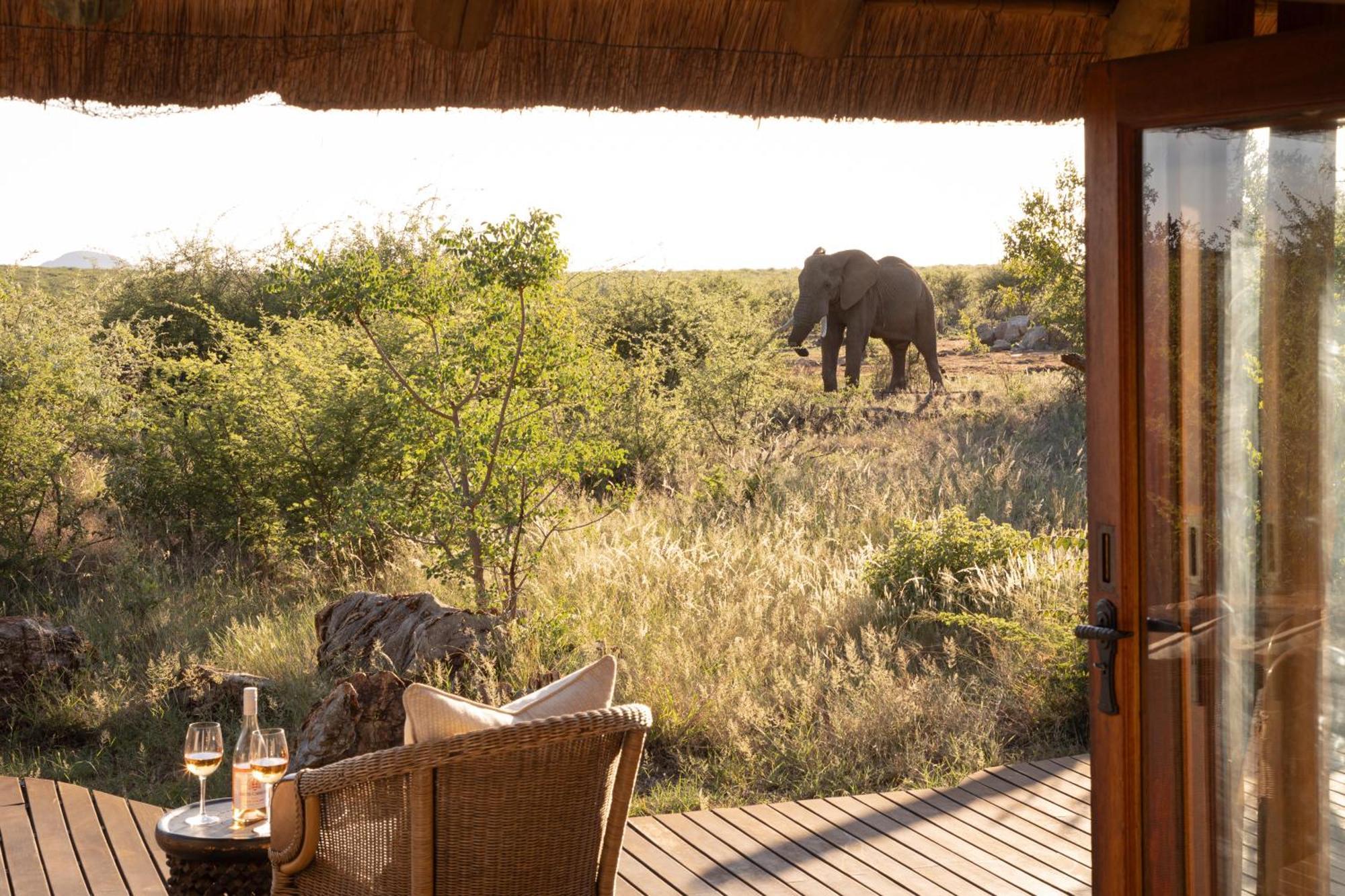 Rhulani Safari Lodge Madikwe Game Reserve Exterior photo